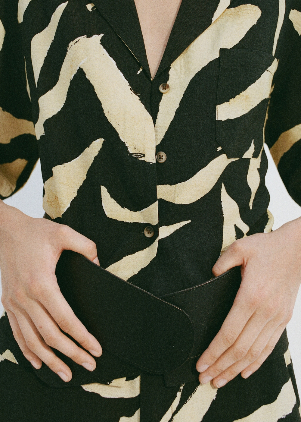 Рубашка с принтом и коротким рукавом