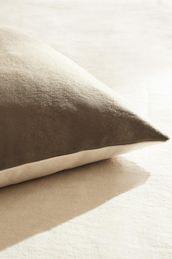 ZARA HOME ХЛОПКОВЫЙ ЧЕХОЛ ДЛЯ ДЕКОРАТИВНОЙ ПОДУШКИ, ТЕМНО-ОЛИВКОВЫЙ