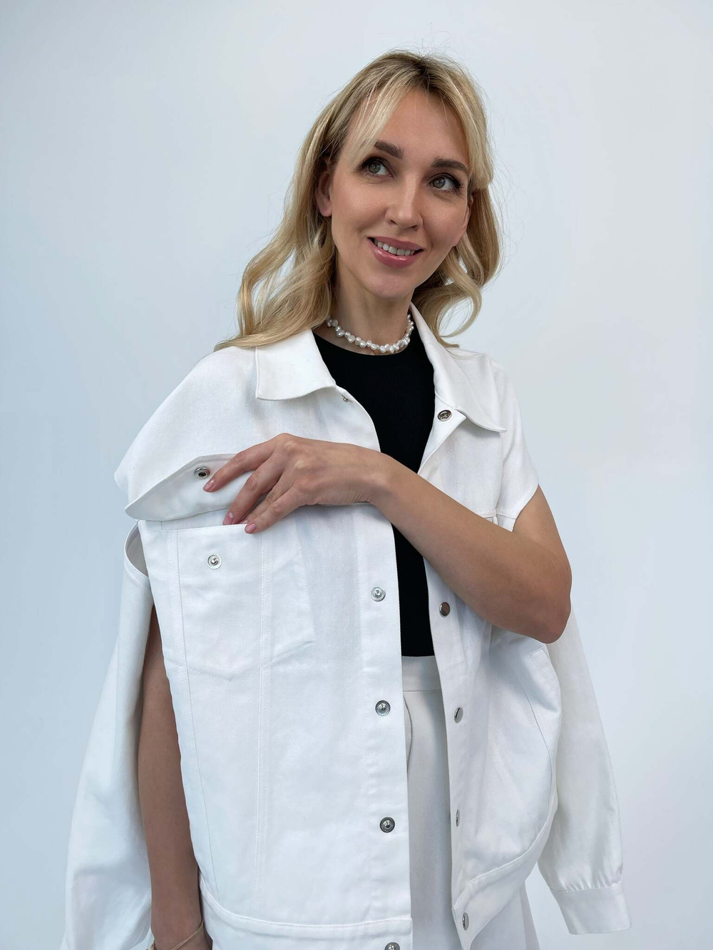 Джинсовка молочная