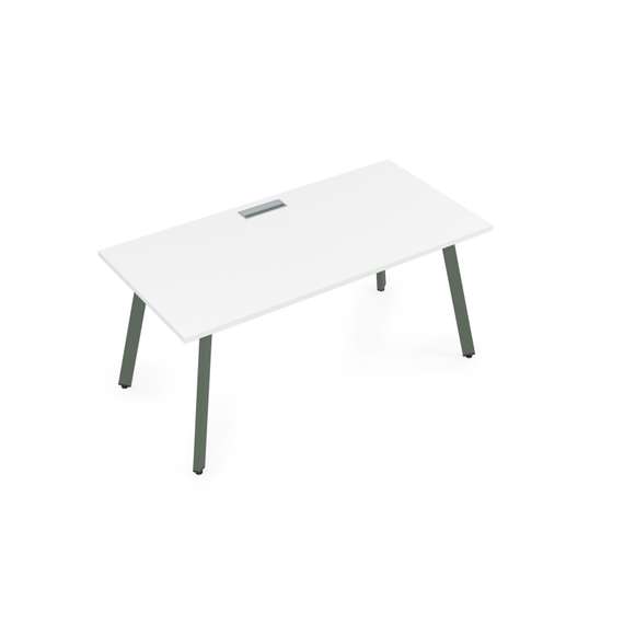 10СР.079 Стол рабочий, прямолинейный (1400*700*750)