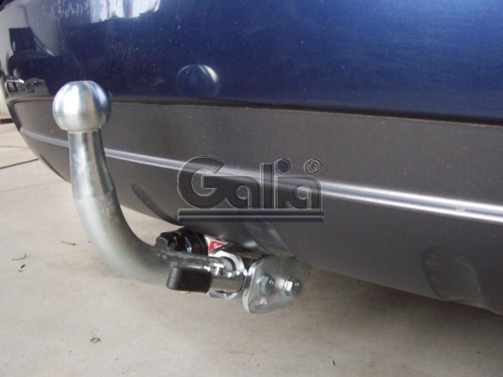 Фаркоп оцинкованный Galia K032A для Kia Carens 2006-2013(паспорт и сертификат в комплекте)(без электрики)