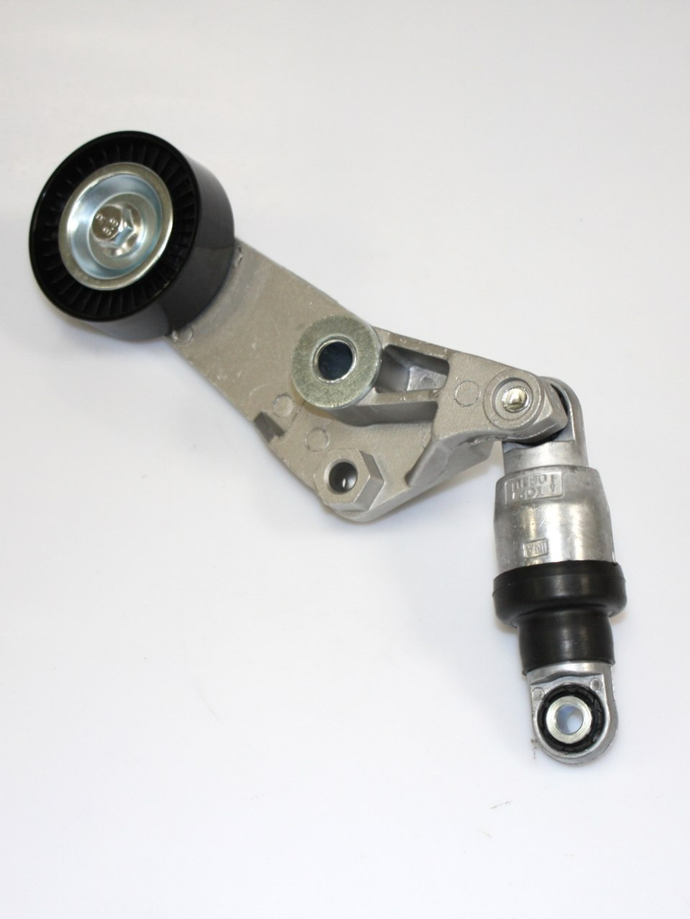 Ролик натяжитель приводного ремня 1136000149 Geely Emgrand