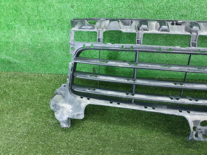 Решетка переднего бампера Porsche Cayenne 3 17-23