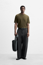 Базовая футболка regular fit