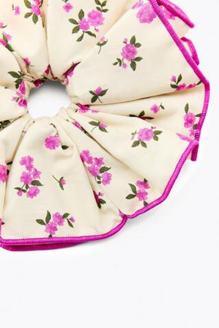 ZARA БОЛЬШАЯ РЕЗИНКА ДЛЯ ВОЛОС С ЦВЕТОЧНЫМ ПРИНТОМ, РОЗОВЫЙ