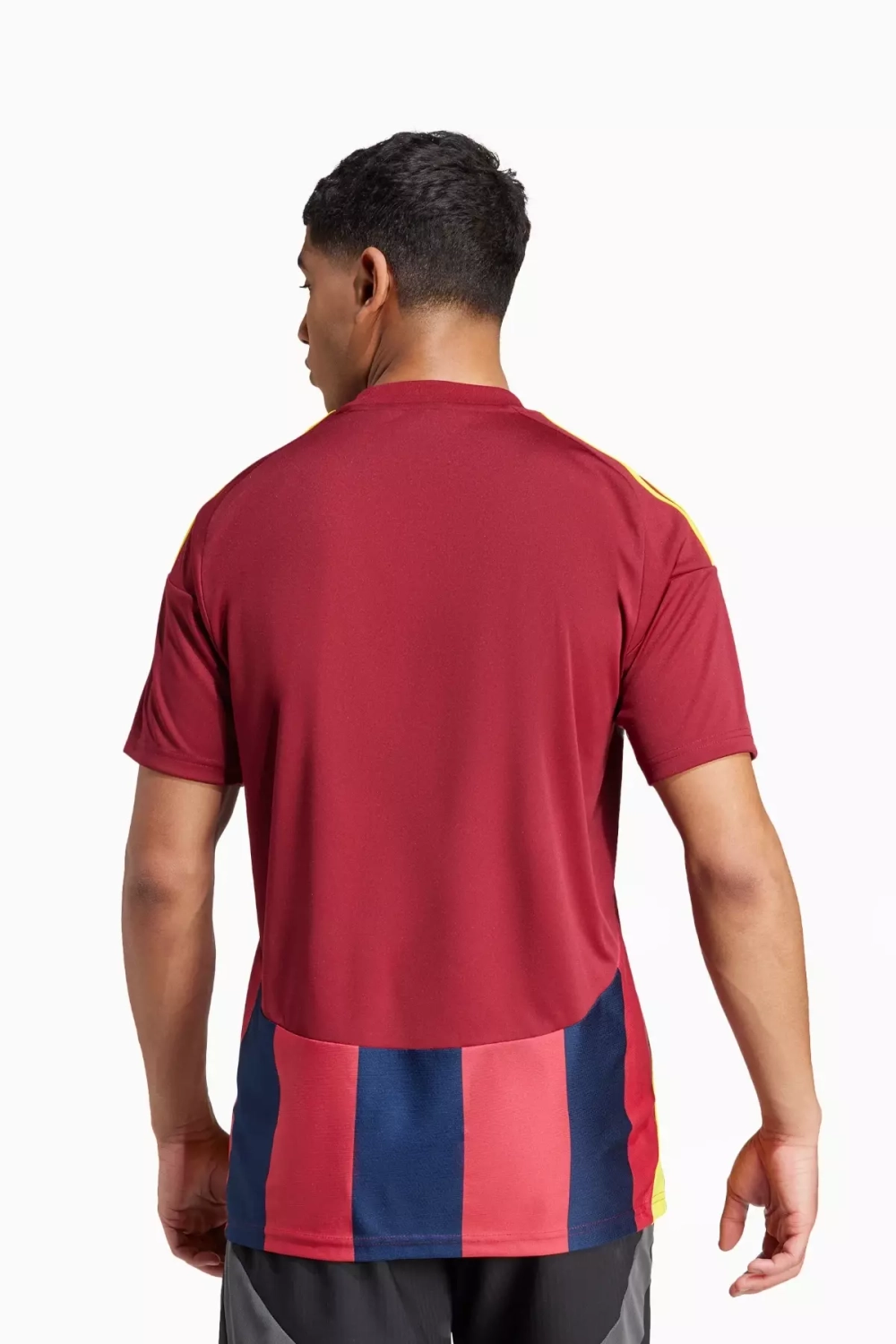 Футболка adidas Striped 24