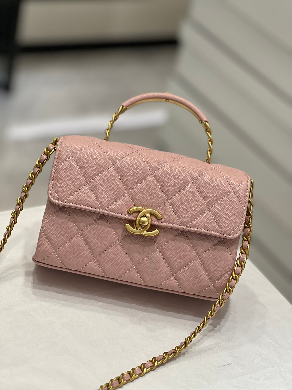 Chanel Carry Me 19 cm