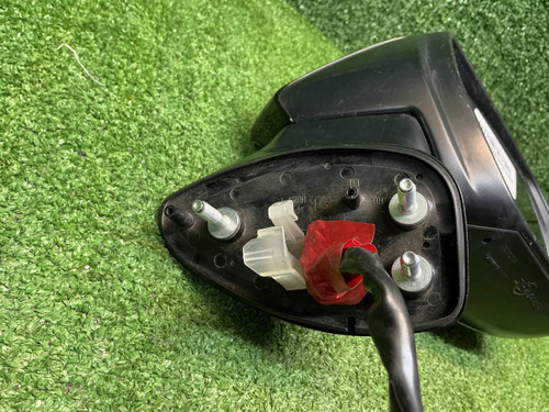 Зеркало правое Toyota Camry xv70 (17-24) 13 конт