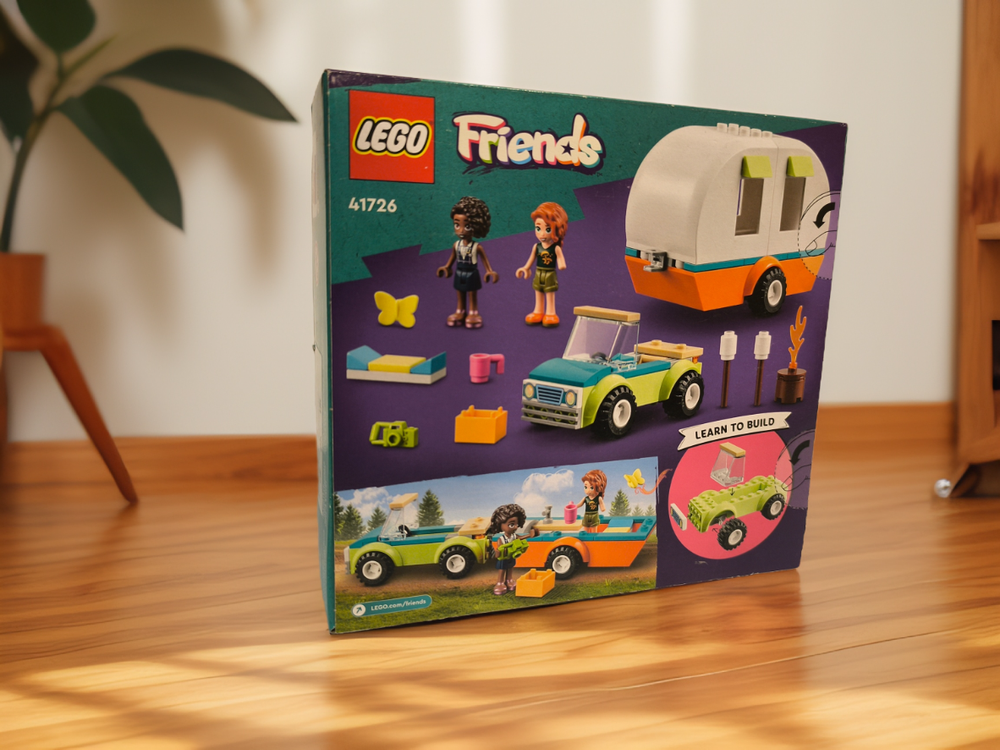LEGO Friends 41726 «Праздничный поход» — кемпинг, костёр и мини-куклы