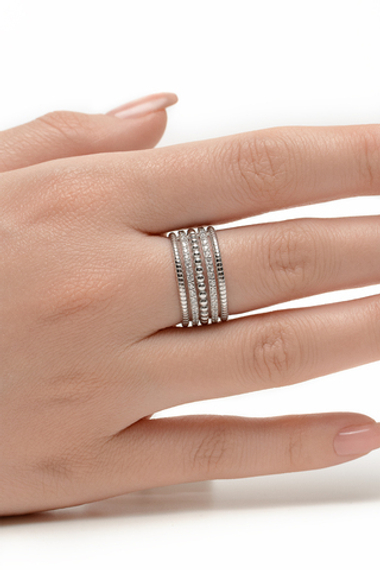 Кольцо "Shik" из серебра с фианитами по кругу