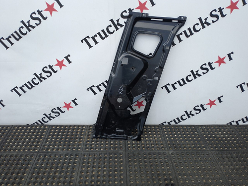 Кронштейн стеклоподъемника левый 2018г.