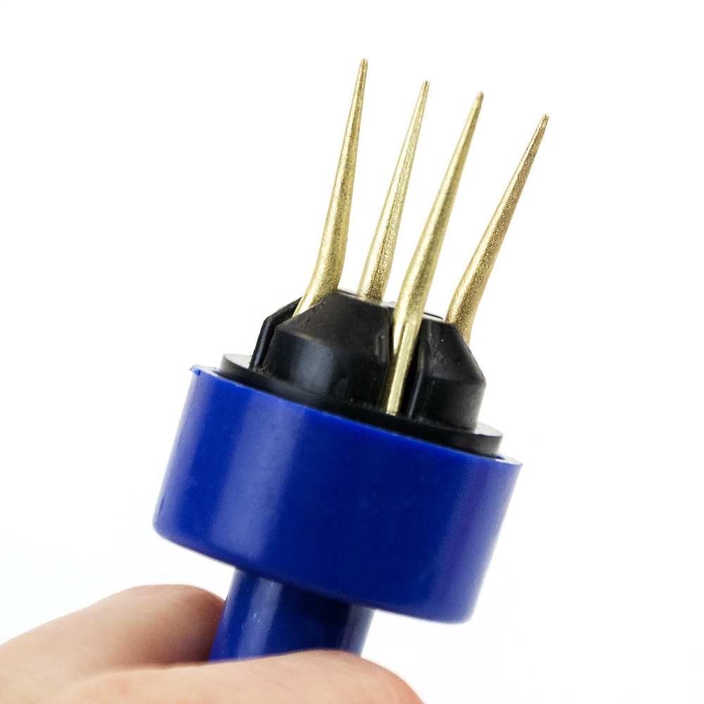 Пучковяз с кембриками в банке