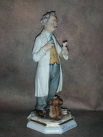 Статуэтка. Фарфор. Ветеринар. Capodimonte. Италия