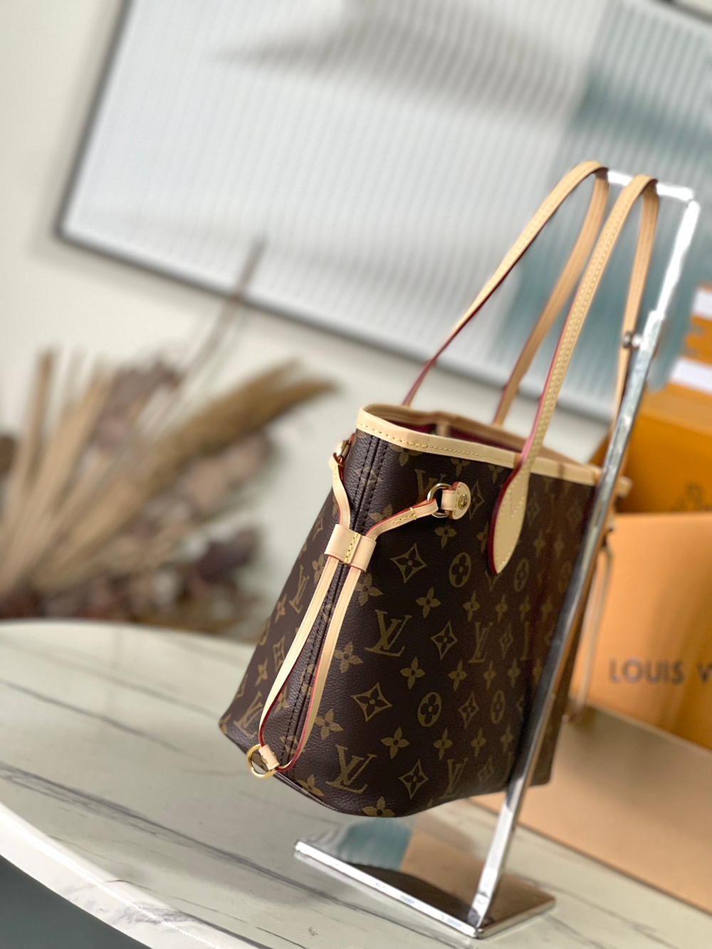 Louis Vuitton Neverfull PM