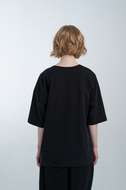 Футболка oversize из плотного трикотажа