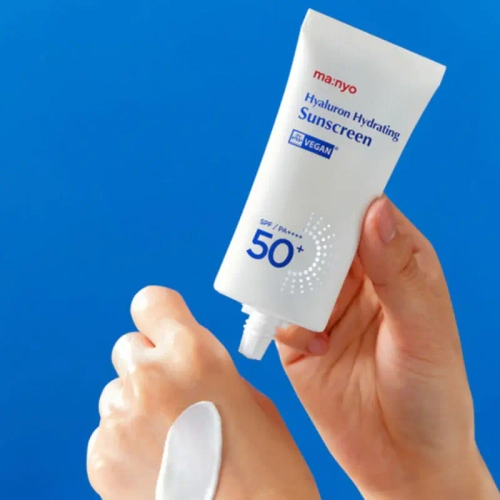 Manyo Hyaluron Hydrating Sunscreen увлажняющий солнцезащитный крем с легкой текстурой