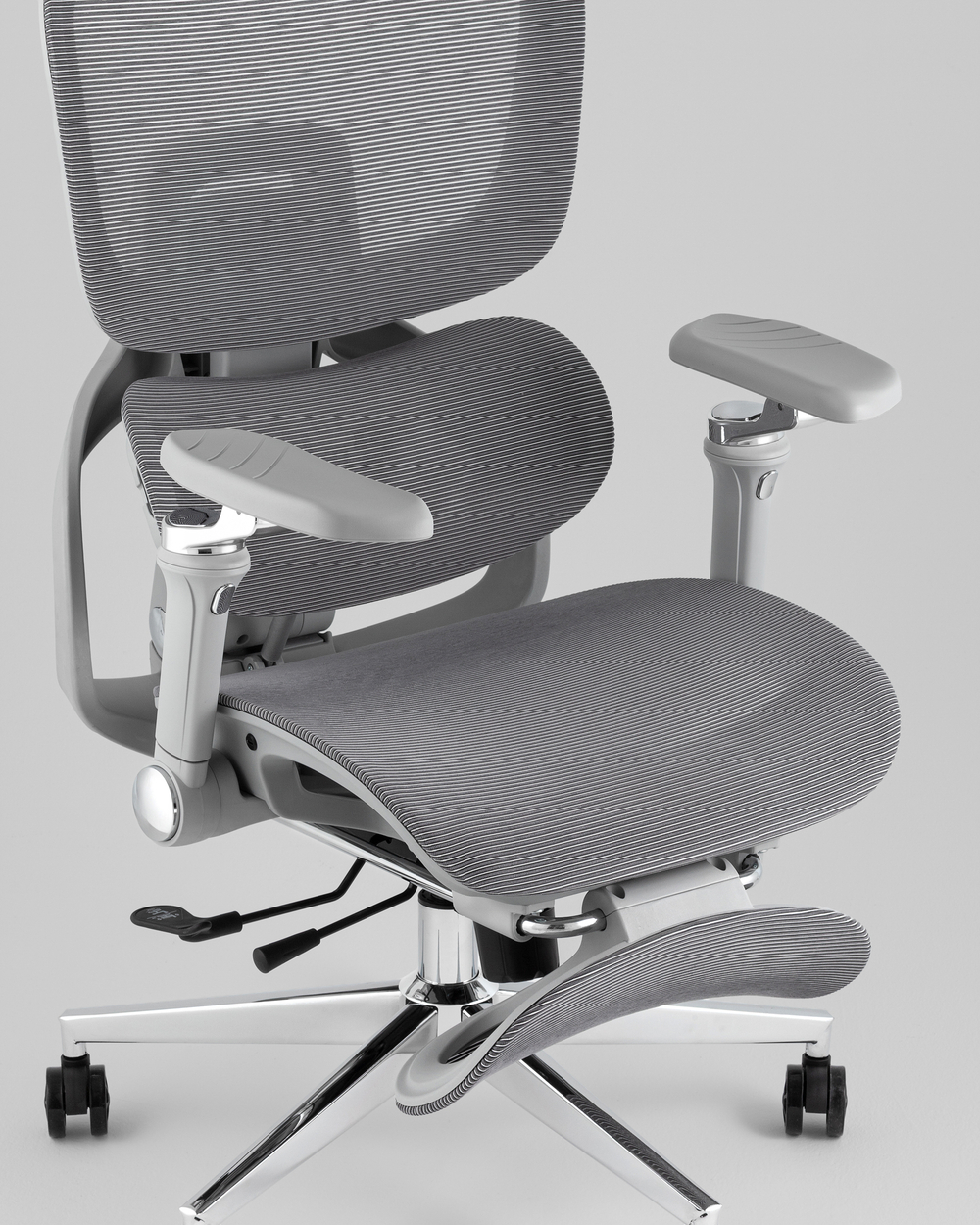 Кресло офисное TopChairs Prodigy с оттоманкой серый