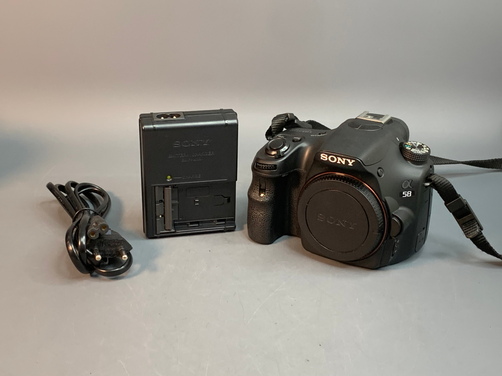 Sony A58 Body 6.354 кадров