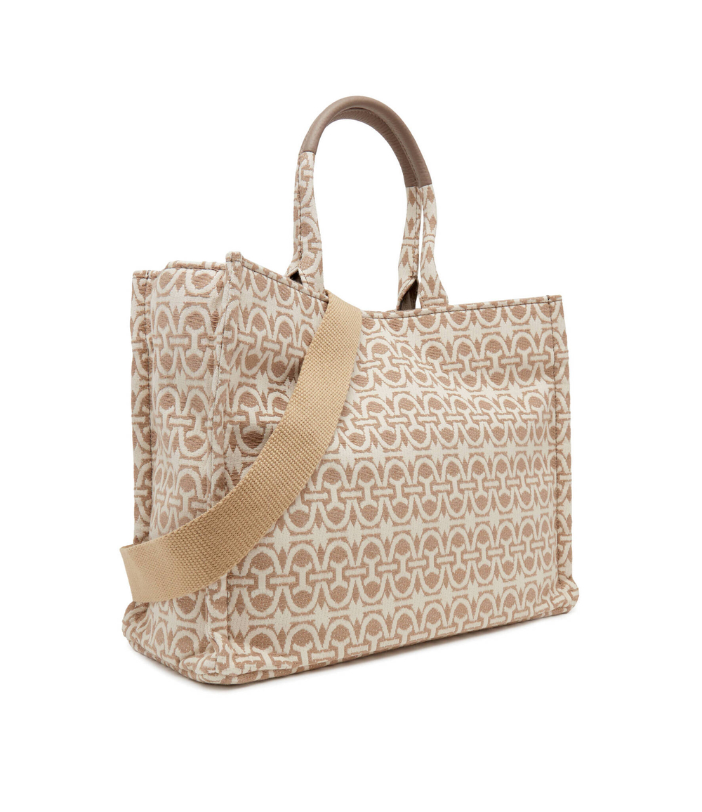 Сумка-шопер MBD Never Without Bag Jacquar E1 MBD 18 02 01 Coccinelle - бежевый(E1 MBD 18 02 01)