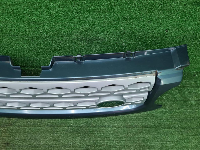 Решетка радиатора Land-Rover Discovery 4 (09-13)