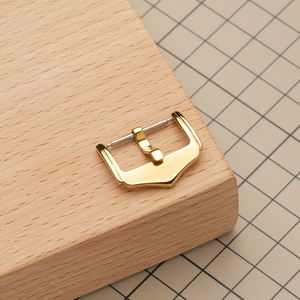 Застежка с заостренным кончиком, цвет золото