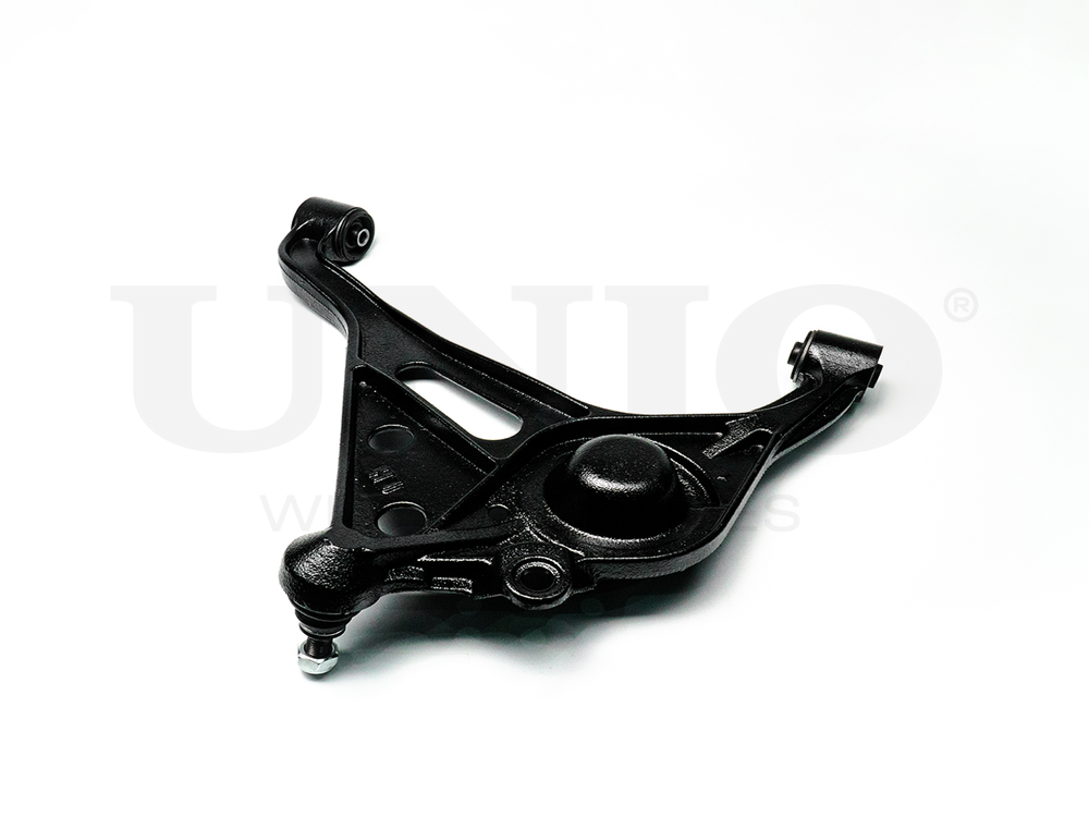 Рычаг подвески поперечный передний нижний левый UNIO SSP-40033