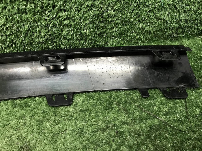 Накладка перед. бампера Mercedes C w205 18-23 AMG