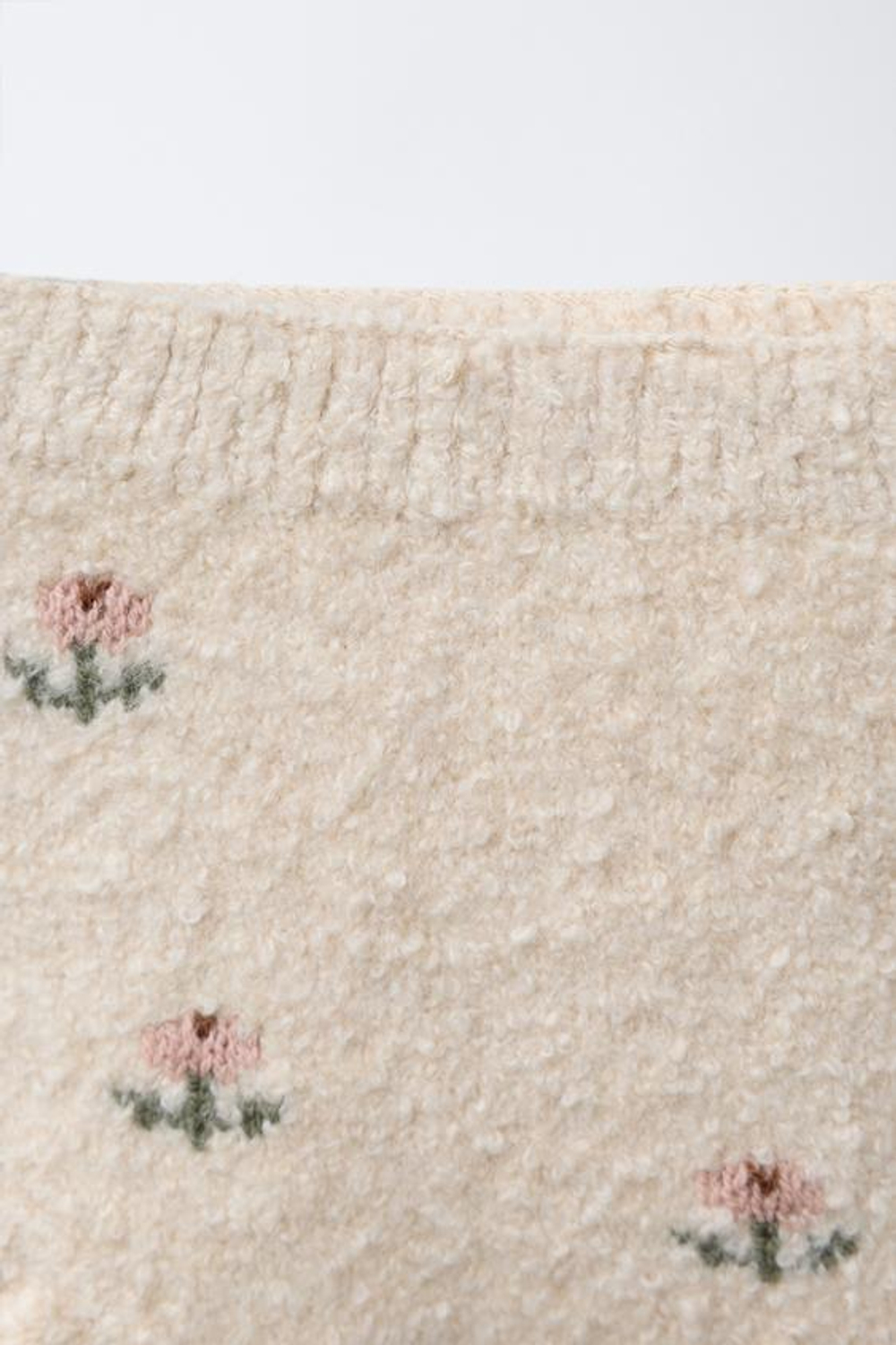 ZARA ТРУСЫ ТРИКОТАЖНЫЕ С ЦВЕТОЧНОЙ ВЫШИВКОЙ, СВЕТЛО-БЕЖЕВЫЙ