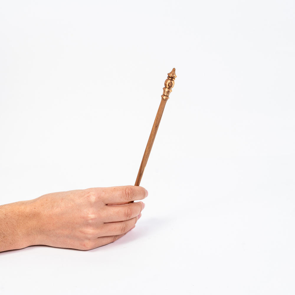 Деревянная заколка-шпилька из дерева вишня. H20