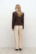 Блуза жакет с акцентными плечами