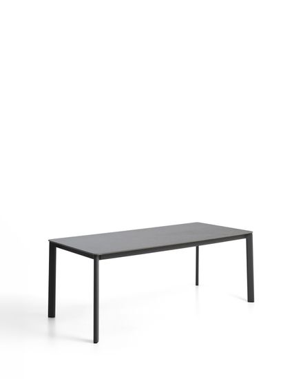 Уличный стол Anafi из спеченного камня и графитового алюминия 180 x 90см