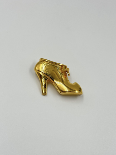 Брошь Туфелька Salvatore Ferragamo
