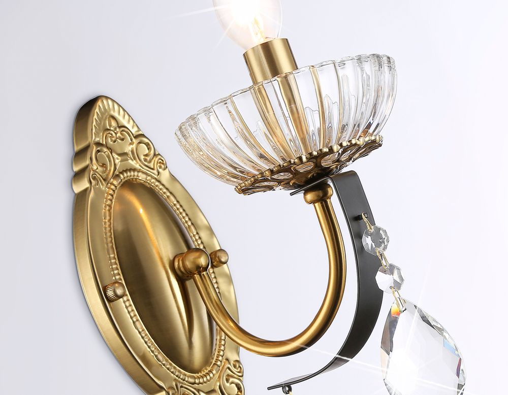 Ambrella Настенный светильник с хрусталем Classic TR4954