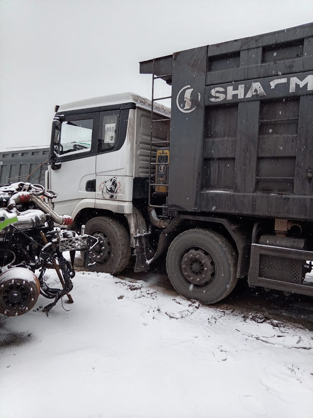 Shacman (Shaanxi) SX* 8x4 Самосвал SX331863366 (Дизельный, 12,5 л, 544 л.с., МТ)