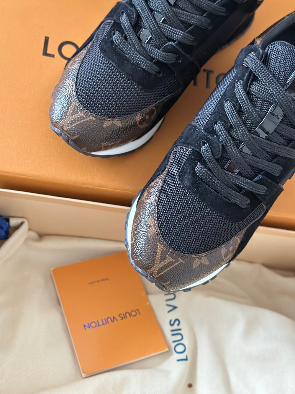 Louis Vuitton Run Away Trainer