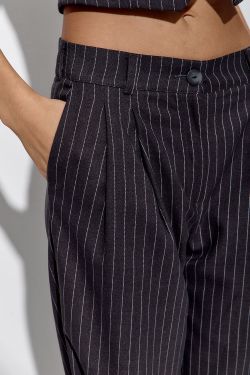 Брюки бананы в полоску темно-серого цвета