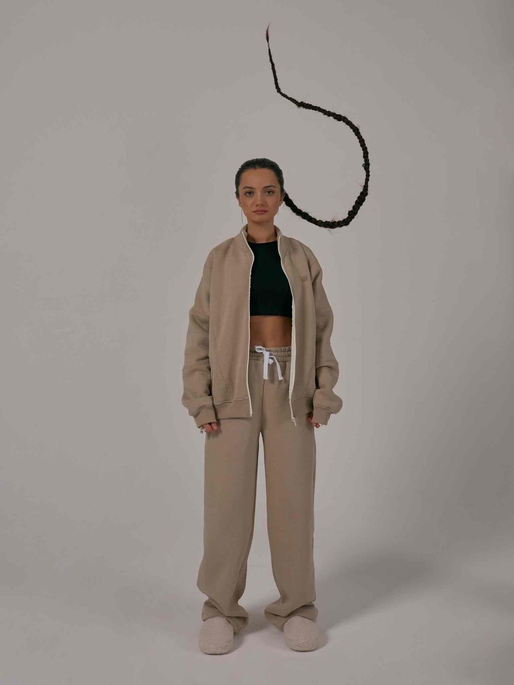 Толстовка One Two Multicolor с начесом на молнии просто серо-коричневый