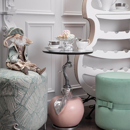 Столик декоративный с серебрянной столешницей Яблоко Евы Сильвер Пиони