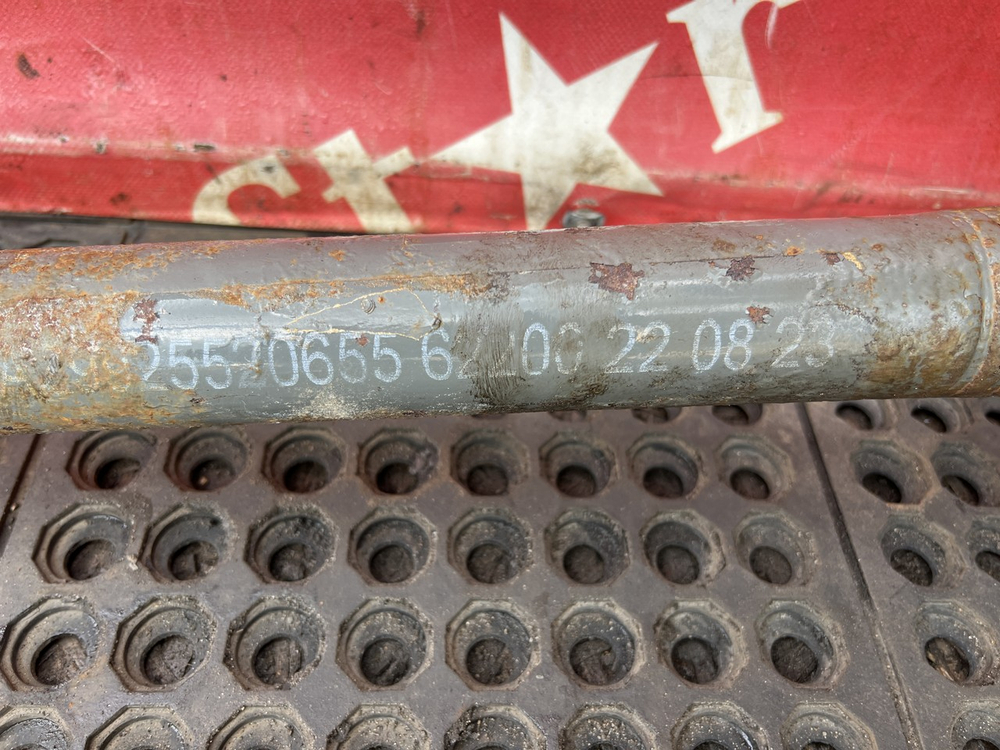 Тяга реактивная задняя