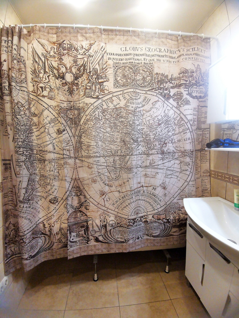 Шторы "Изображение глобуса земного"