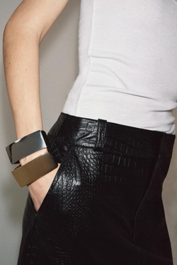 ZARA НАБОР ИЗ ДВУХ МЕТАЛЛИЧЕСКИХ БРАСЛЕТОВ, ЗОЛОТОЙ/СЕРЕБРЯНЫЙ