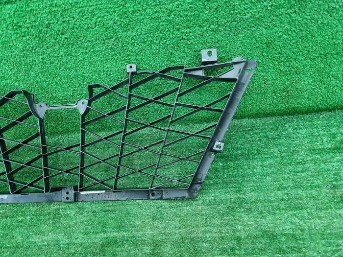 Накладка решетки радиатора Changan CS75PLUS 21-24