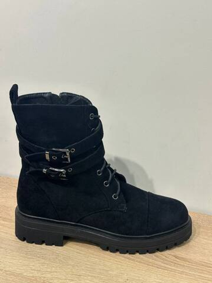Ботинки из эко замши