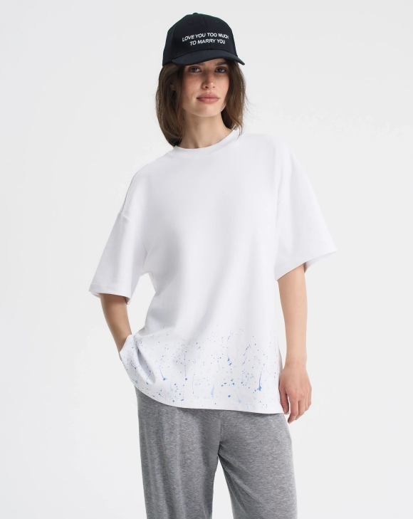 Футболка с принтом разбрызганной краски