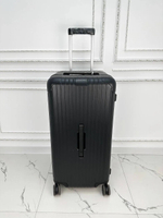 Черный матовый чемодан Rimova Essential Trunk Plus