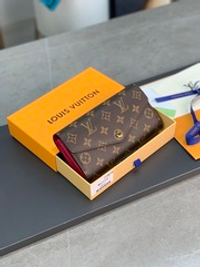 Louis Vuitton Sarah Wallet