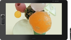 Монитор-планшет Wacom 31.8" Cintiq Pro 32 (DTH-3220-RU)