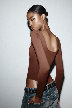 ZARA БОДИ ИЗ ПОЛИАМИДА С КВАДРАТНЫМ ВЫРЕЗОМ, ШОКОЛАДНЫЙ