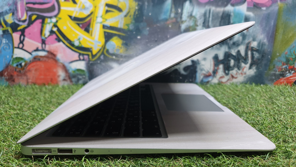 MacBook Air A1466 13 2017 i5/8Gb