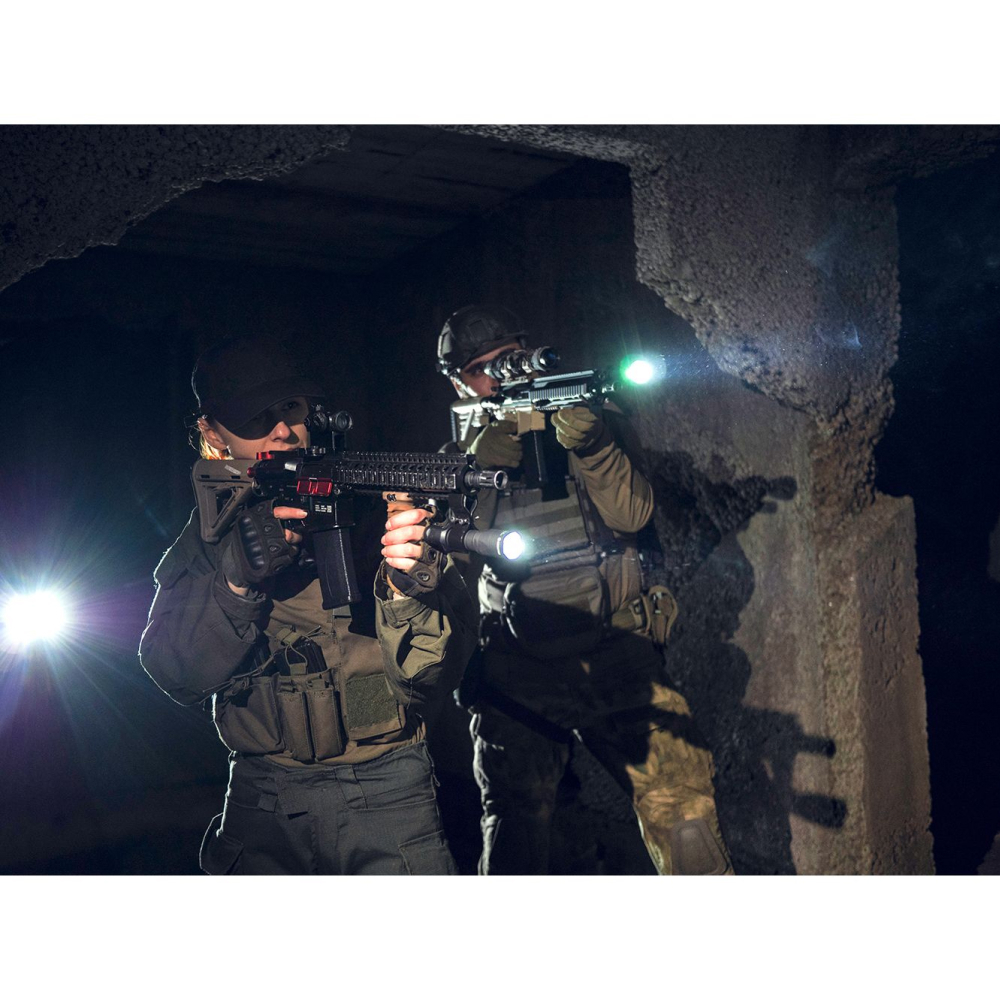 Фонарь тактический Armytek Dobermann Pro Magnet USB / XHP35.2 HI / Теплый /1400 лм (OLIVE) (F07501WO)
